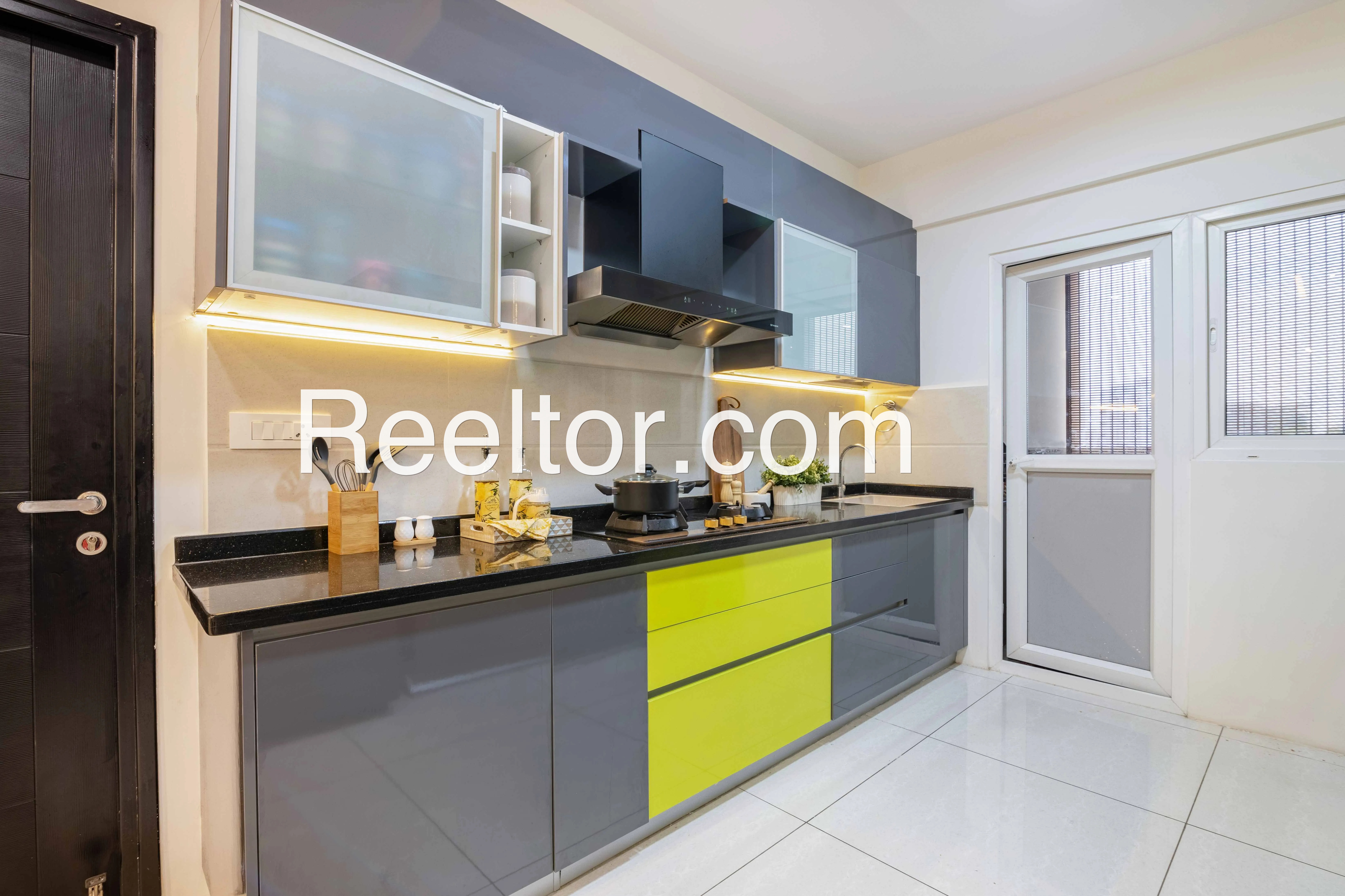 Imperial Square Thane Rent