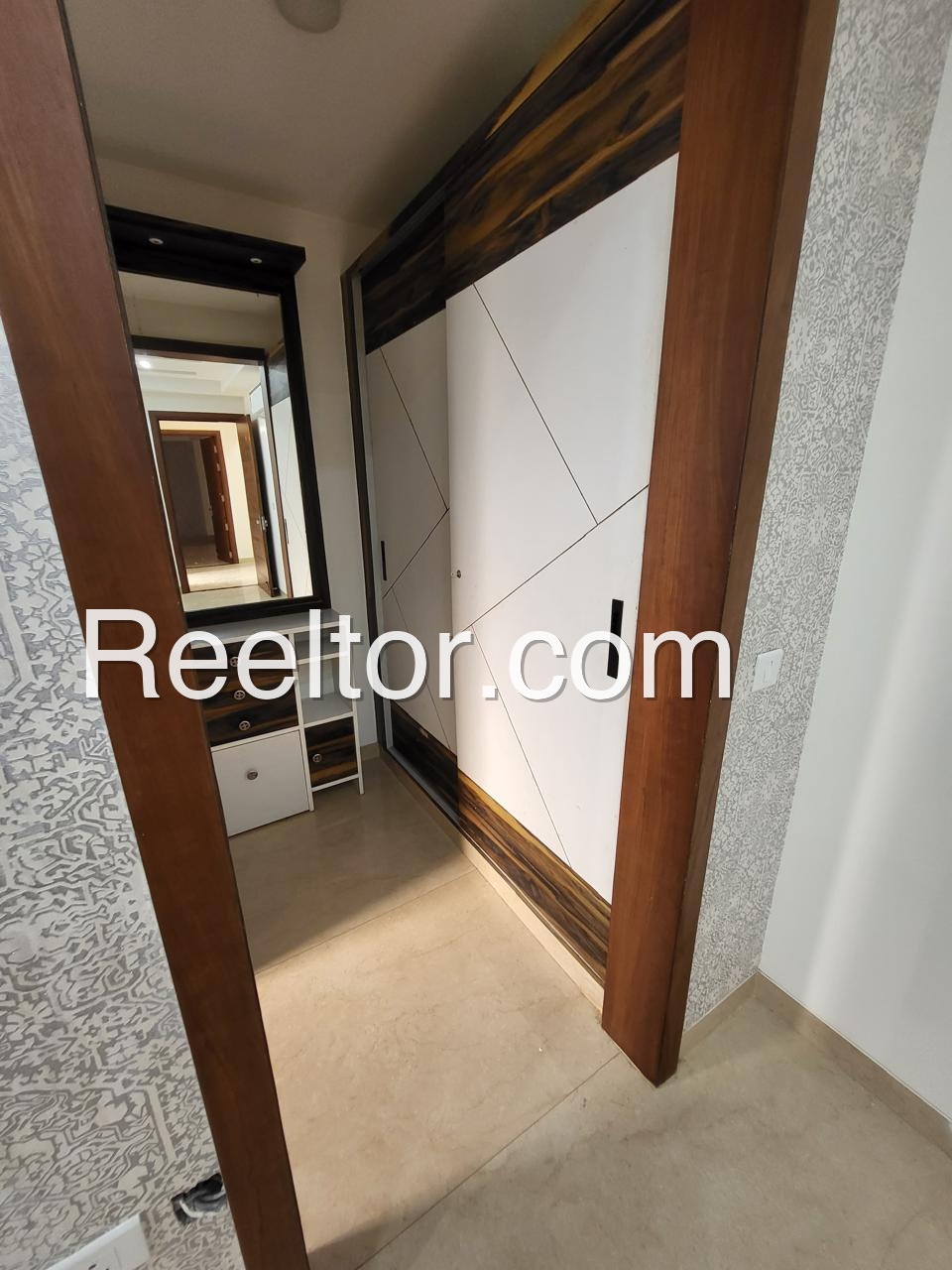 Shop For Sale In Hatpur Dhariawad