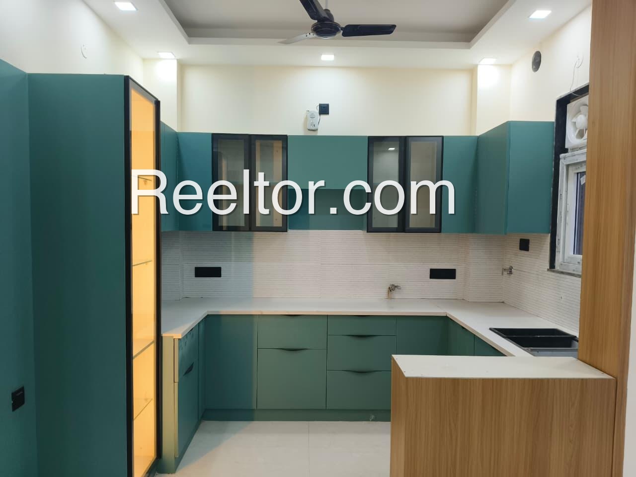 Shop For Sale In Khiradhar Talala