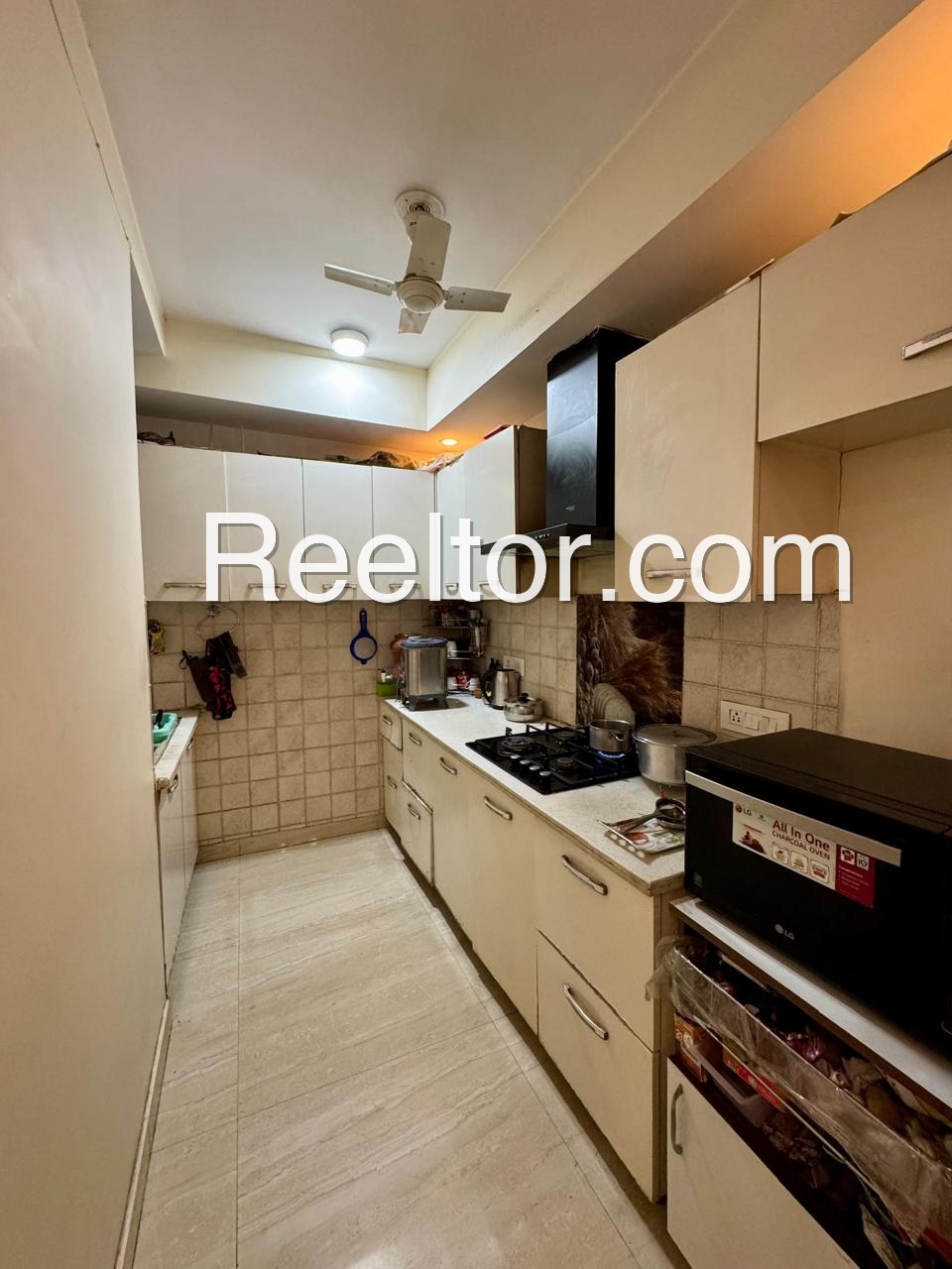 Flat For Sale In Bairia Kamal Basantpur