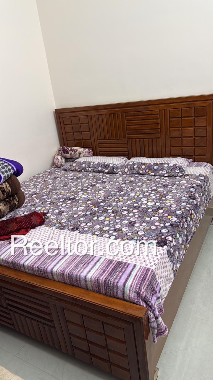 Flat For Rent In Hakimpeta Kosgi