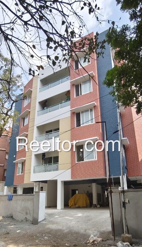 Flat For Sale In Duminichowki Sipajhar