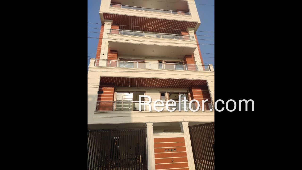 Flat For Rent In Naramvarigudem Aswaraopeta