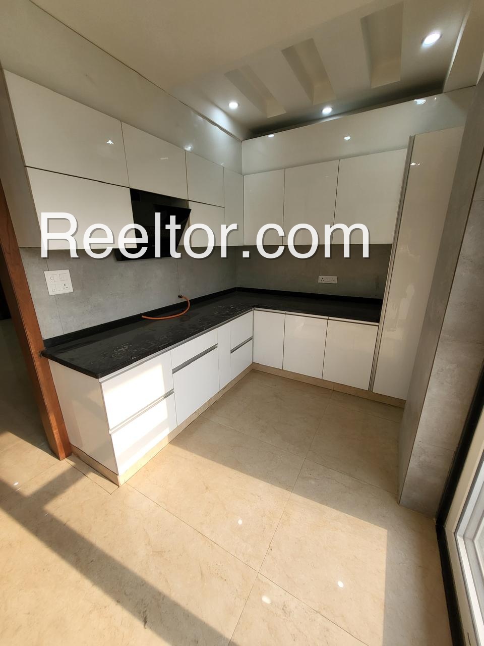 Shop For Sale In Capao Island Goa