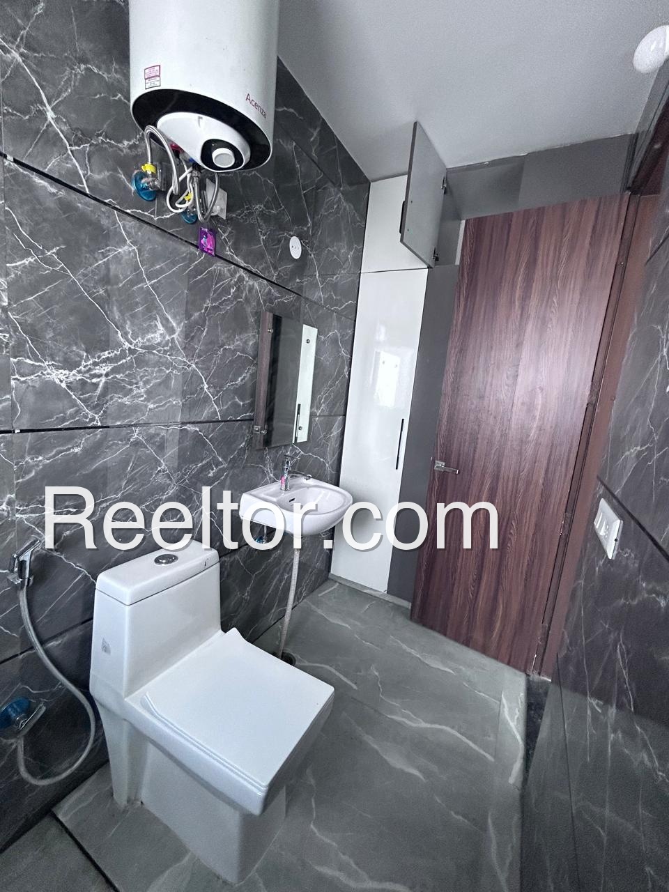 Flat For Sale In Panari Banda Tahsil