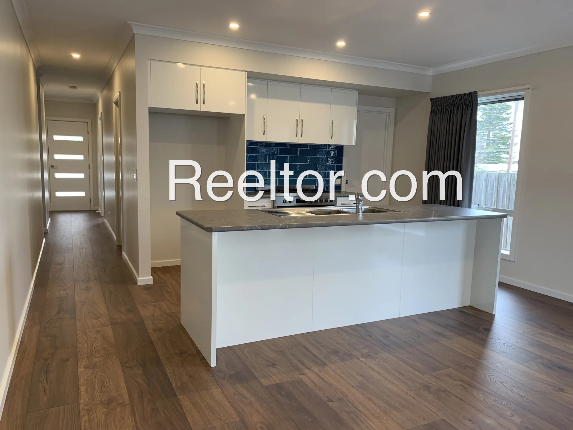 Flat For Sale In Kars Barun