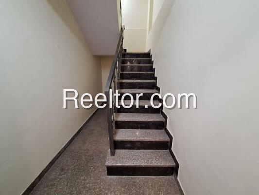 Shop For Rent In New Tusom Chingai