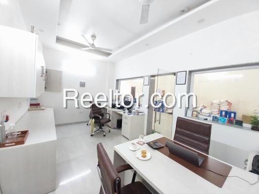 Office Space For Sale In Utrada Chikhli