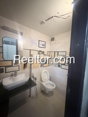 Shop For Rent In Kannadapalayam Mathavaram