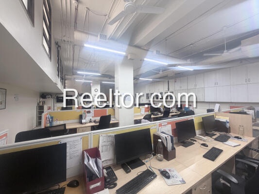 Office Space For Sale In Tekapar Begamganj