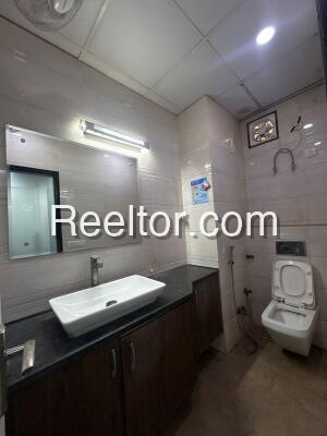 Office Space For Rent In Piplod Pandhana