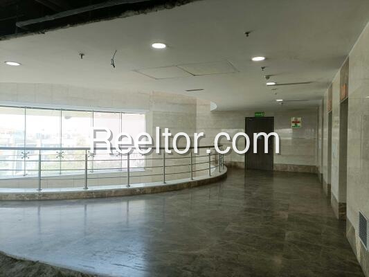Shop For Rent In Khrawit Walong