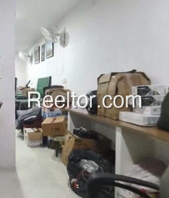 Shop For Rent In Pia Niranjanpur Orai