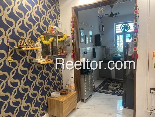 Shop For Sale In Andhli Siwan