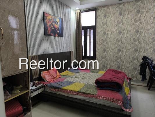 Shop For Sale In Sekara Mauranipur