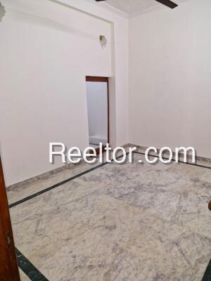 Pg For Sale In Aardi Malhargarh