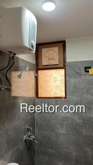 Pg For Sale In Perumanthangal Arcot