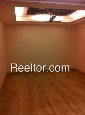 Shop For Sale In Babhne Pratappur