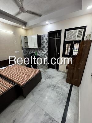 Pg For Rent In Naogai Wadrafnagar Tahsil