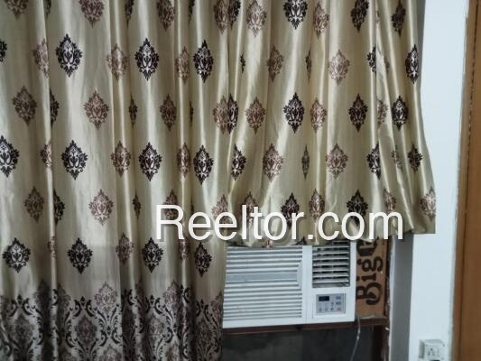 Shop For Rent In Bigowa Dadri