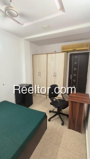 Pg For Rent In Gyondi Mahoba