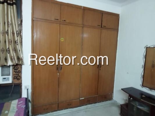 Pg For Rent In Dakshin Khayerbari Dhupguri