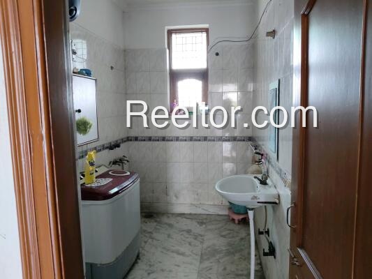 Shop For Rent In Bajar Narnaul