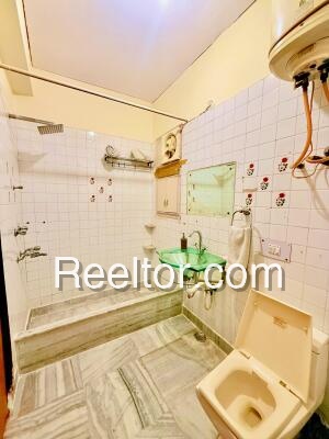 Shop For Rent In Chak Hataud Shivpuri Tahsil