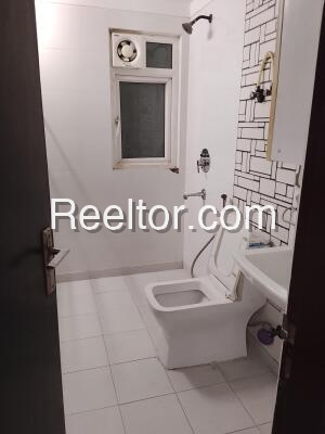 Shop For Rent In Ara Kulgam