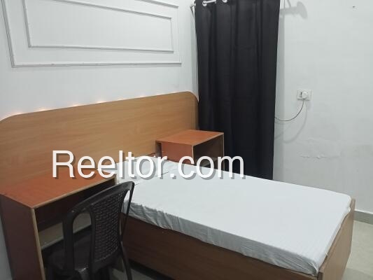 Pg For Rent In Thupakuala Kodangal
