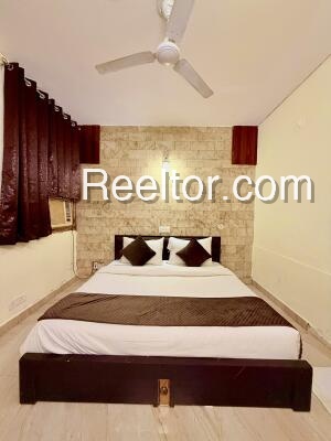 Pg For Rent In Lakhasar Dhanaoo