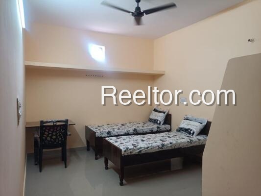Shop For Rent In Abrakha Tisri
