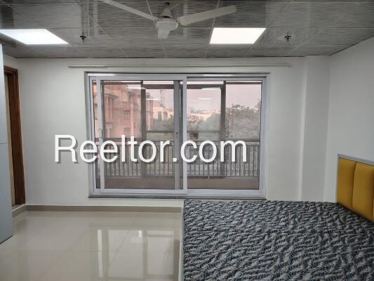 Pg For Rent In Aughar Shahbad