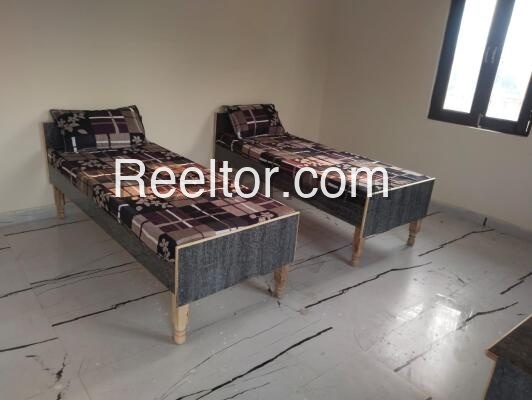 Pg For Rent In Alamnagar Chausa