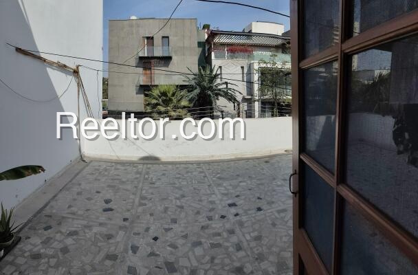 Pg For Rent In Bhairanpalle Alampur