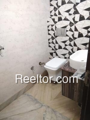 Shop For Rent In Banahi Behea