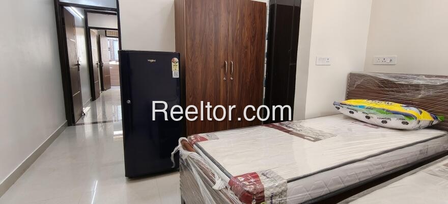 Shop For Rent In Paranpur Mainpuri