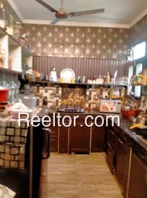 Shop For Rent In Pasi Khera Uttar Pradesh