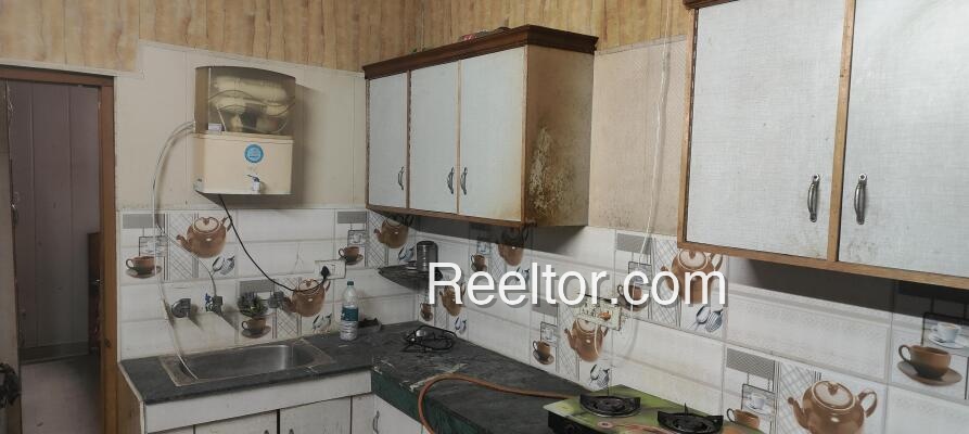 Pg For Rent In Kapanura Muddebihalau