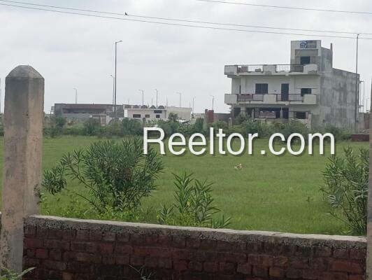 Plots For Sale In Malaya Mathurapur