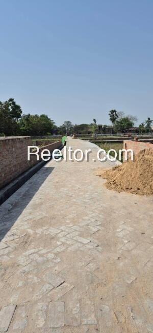 Shop For Sale In Baintlu Shahpur