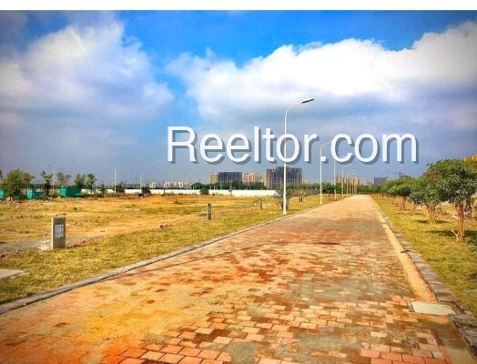 Plots For Sale In Kadwal Jhalod