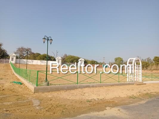 Plots For Sale In Gadgada Komna