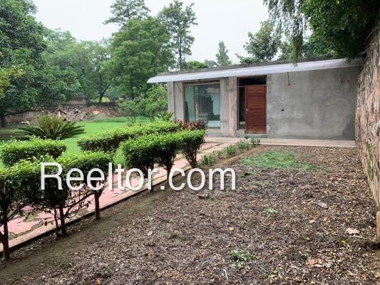 Shop For Sale In Arwakocha Manoharpur