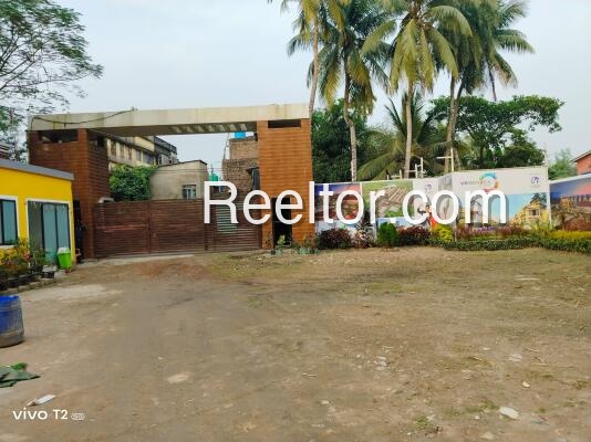 Shop For Rent In Aaditoria Tamia