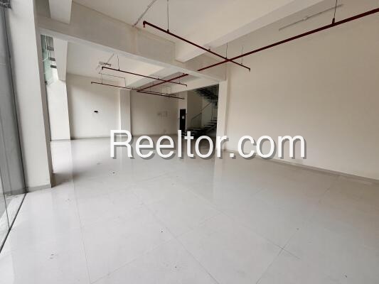 Showroom For Rent In Pahra Mahoba