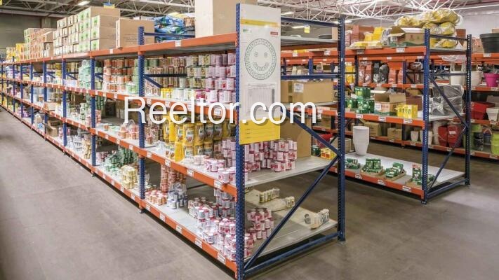 Showroom For Rent In Kabauli Paroo