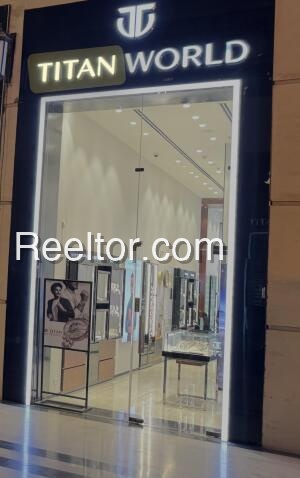 Showroom For Rent In Raithara Patan