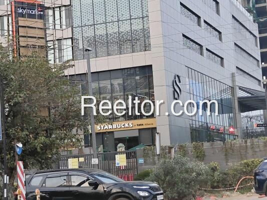 Showroom For Rent In Rajalwari Patharia