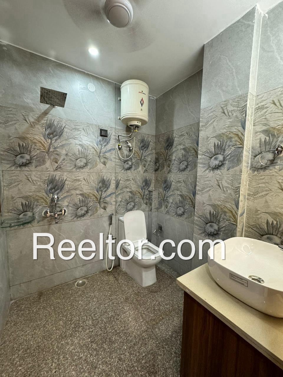 Villa For Rent In Jugad Wani